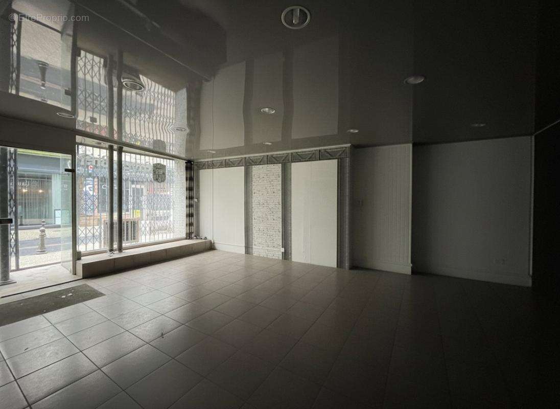 Commerce à AURILLAC