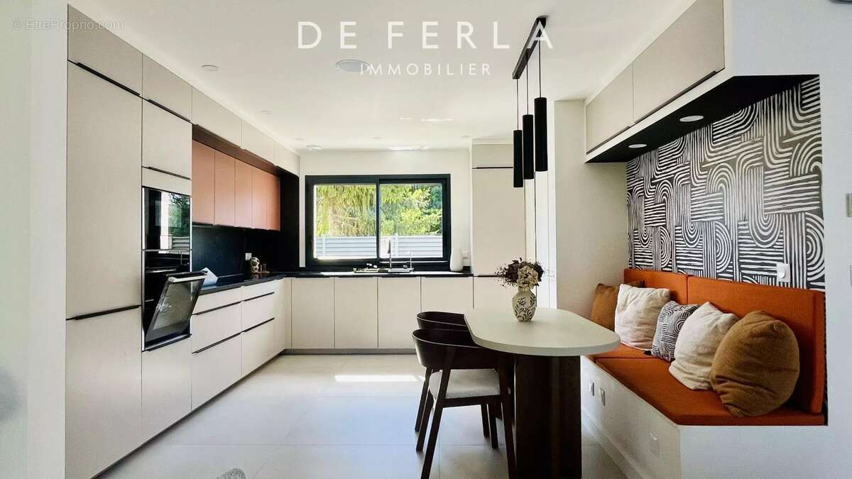 Maison à LE PLESSIS-TREVISE