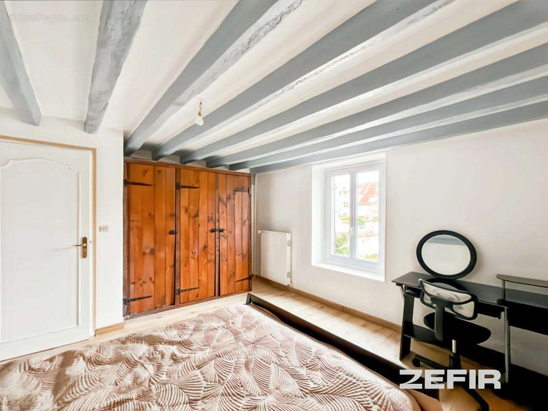 Maison à JOUY-SUR-MORIN