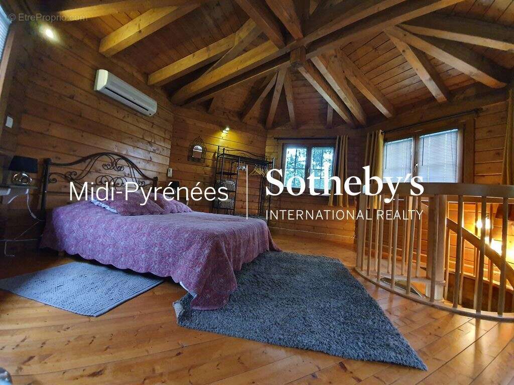 Maison à SAINT-JEAN-POUTGE