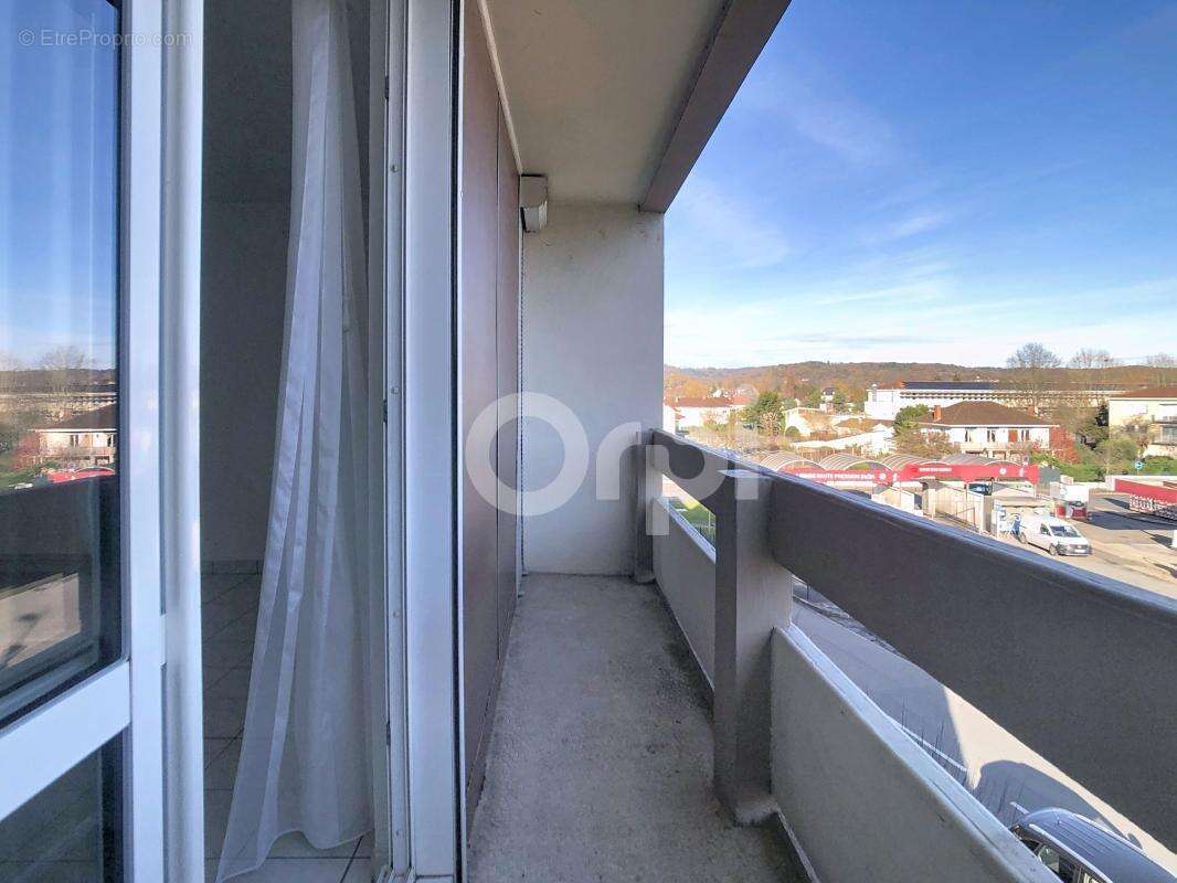 Appartement à TERRASSON-LAVILLEDIEU