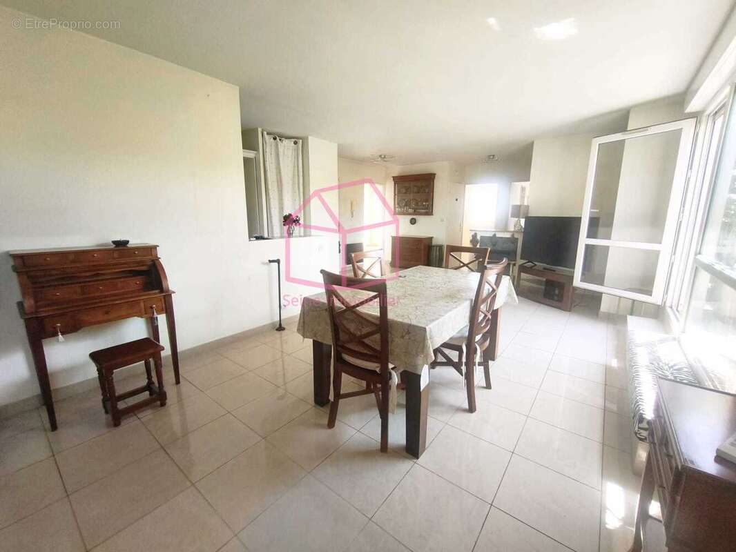Appartement à CHOISY-LE-ROI