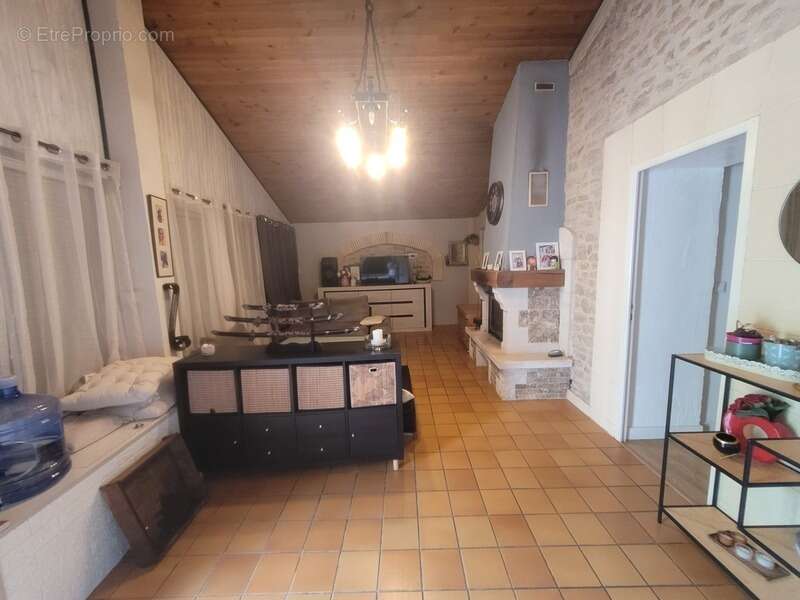 Maison à VERTHEUIL