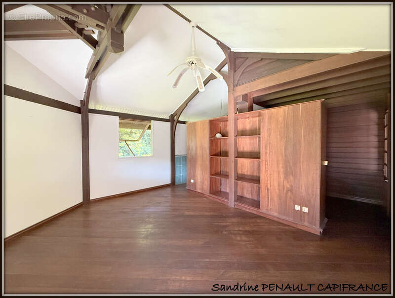 Maison à MONTSINERY-TONNEGRANDE