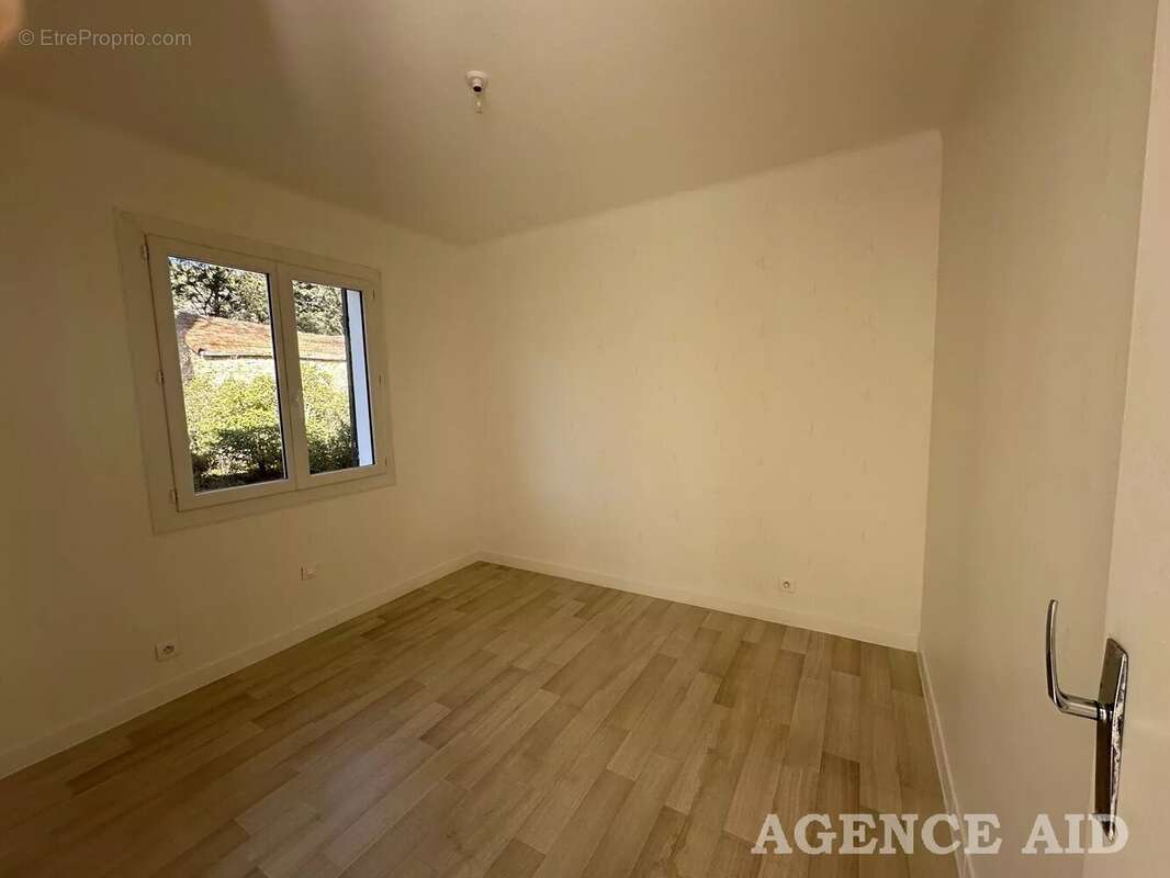 Maison à CUGES-LES-PINS