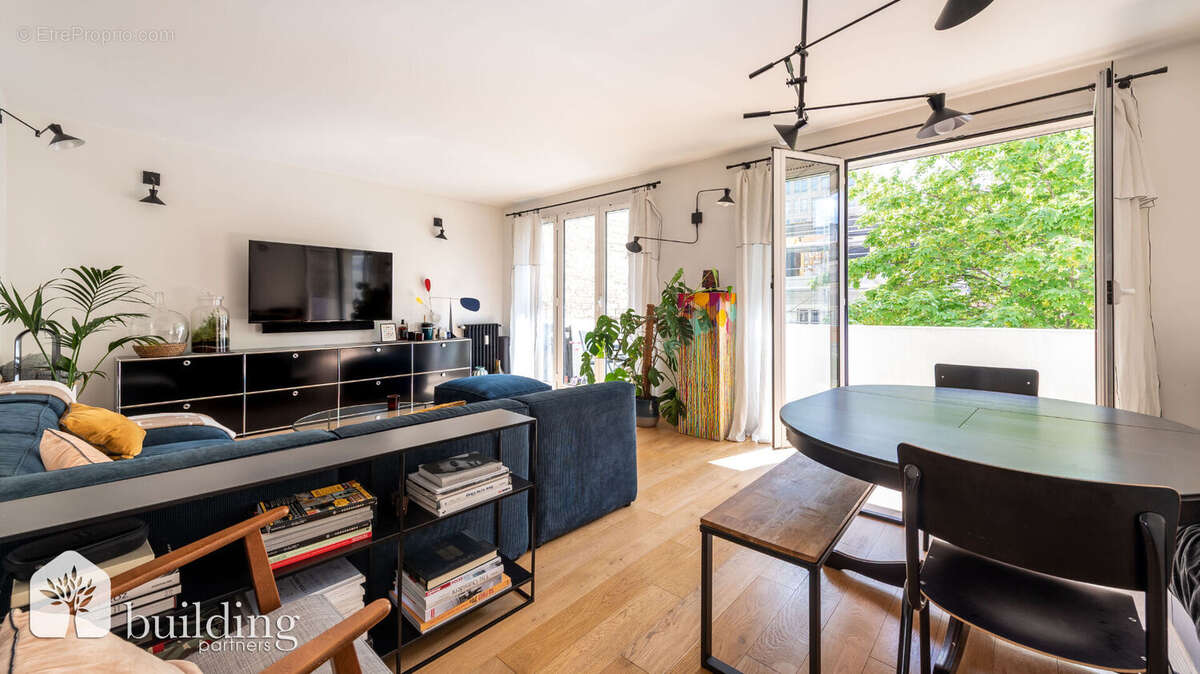 Appartement à NEUILLY-SUR-SEINE