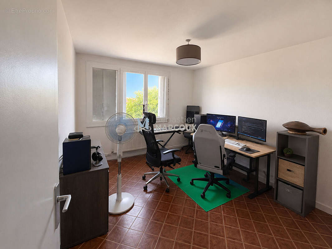 Montbrison F5 (95 m2  HAB) - photo 9