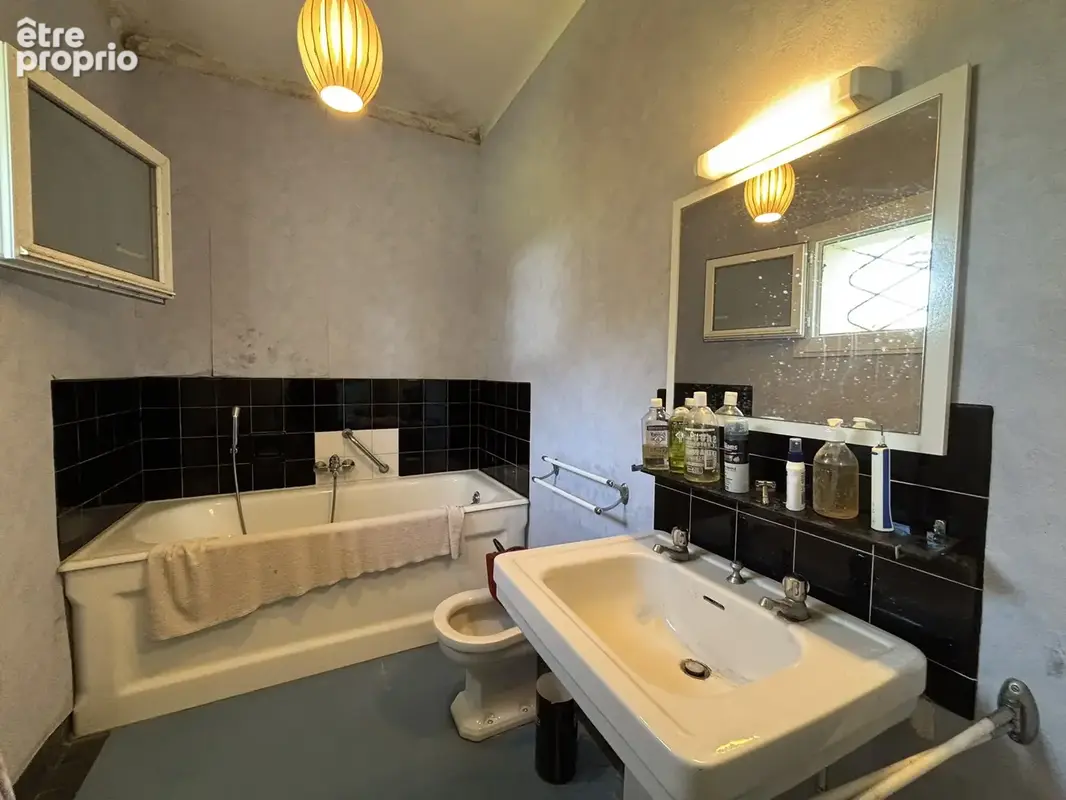 Maison bourgeoise - 11 pièces - VIERVILLE SUR MER - photo 9