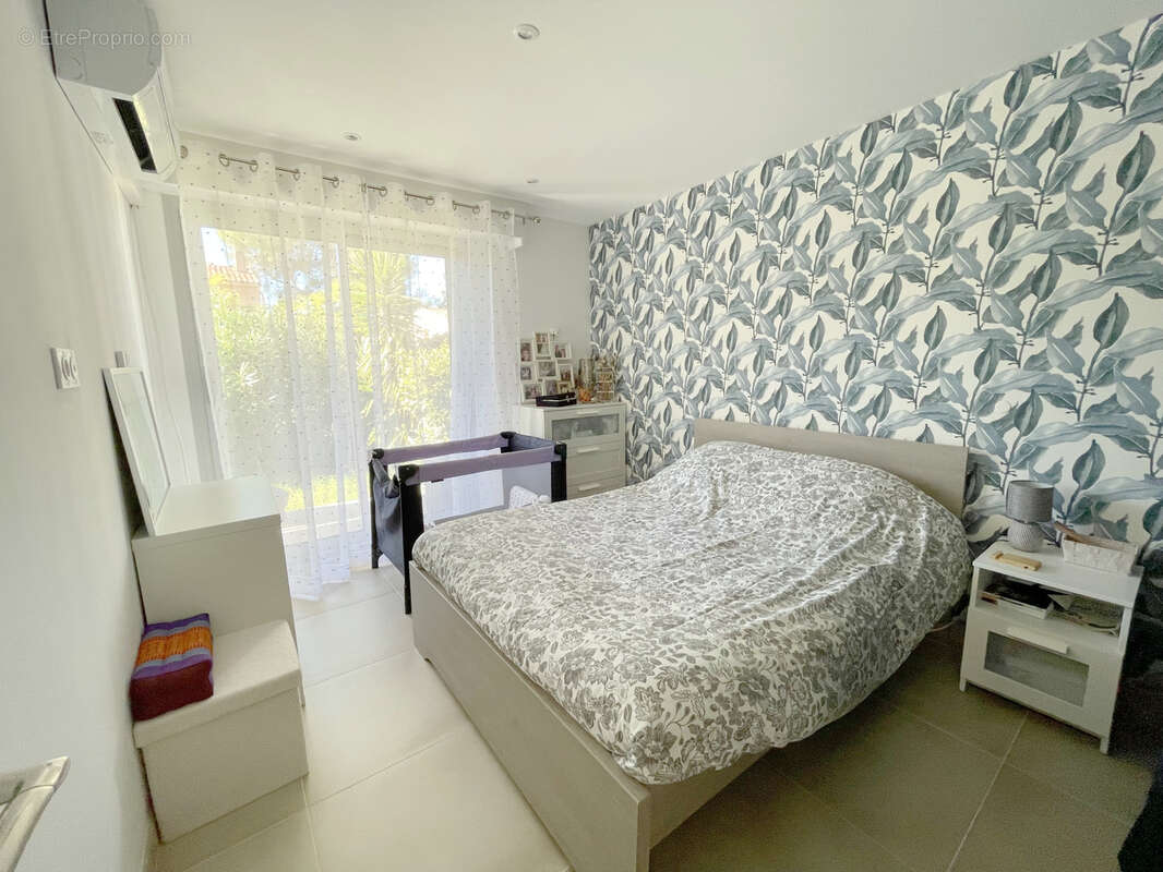 Appartement à SAINT-MANDRIER-SUR-MER