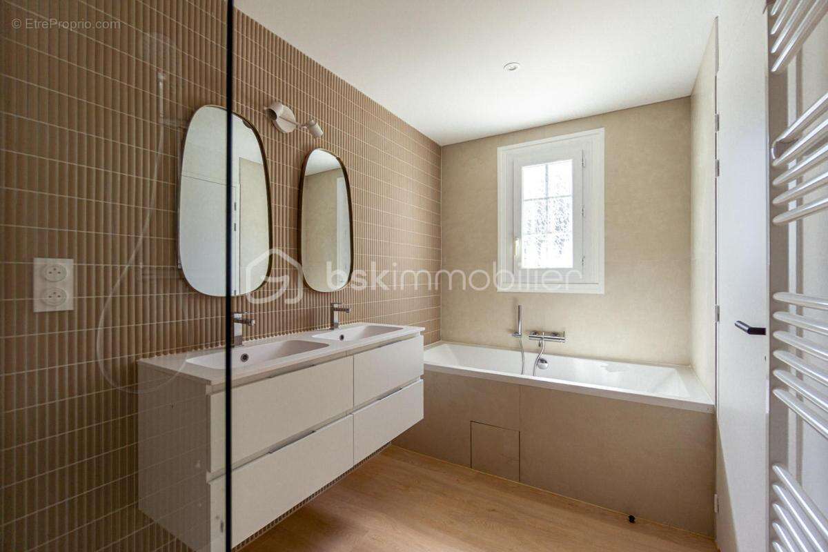 Saint Jean de Luz - Appartement T4 avec jardin - photo 8