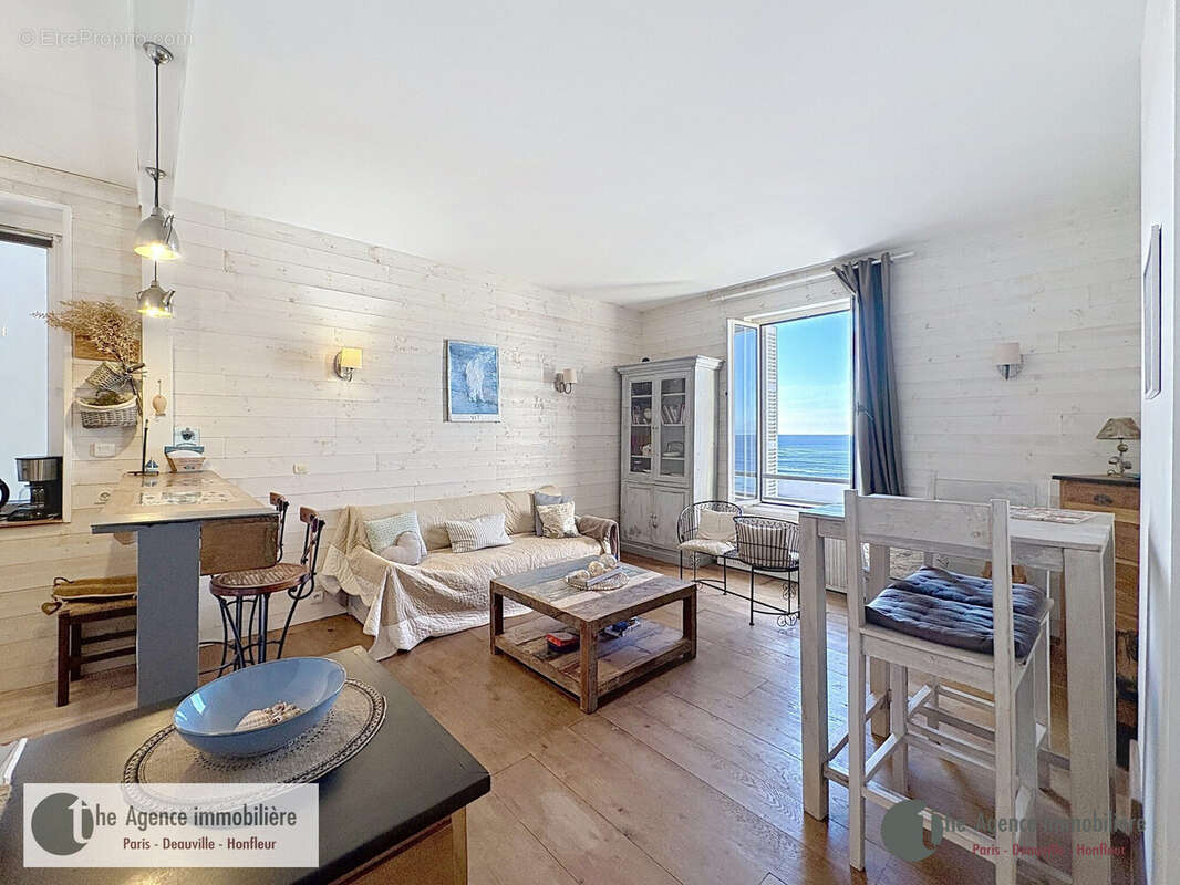 Appartement à TROUVILLE-SUR-MER