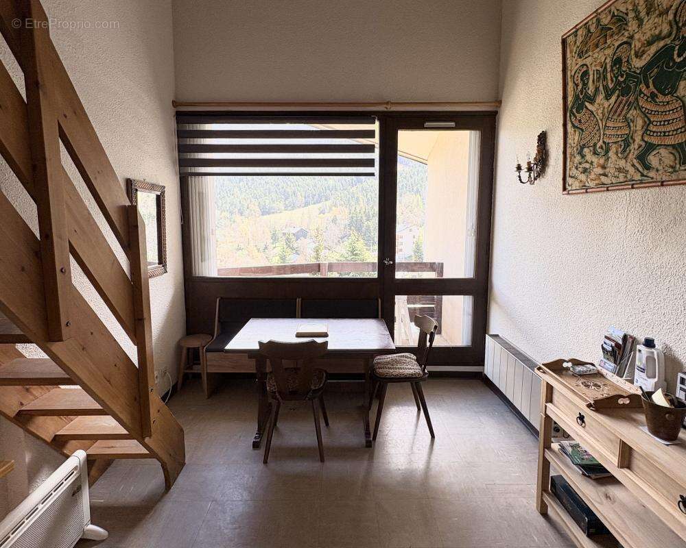 Appartement à FONT-ROMEU-ODEILLO-VIA