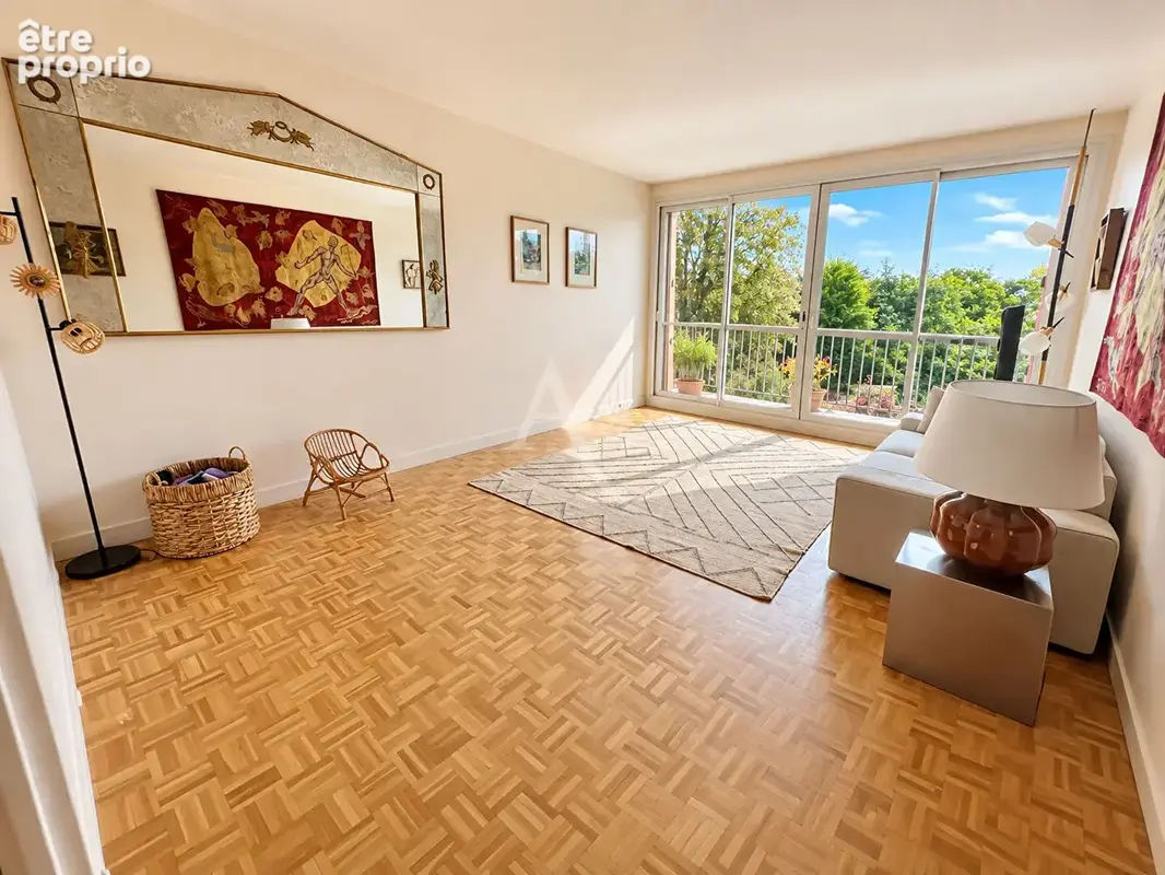 Appartement à LE PERREUX-SUR-MARNE