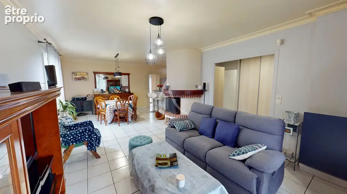 Maison de plain-pied 4 chambres avec jardin, garage et carports ? Bignoux - photo 4