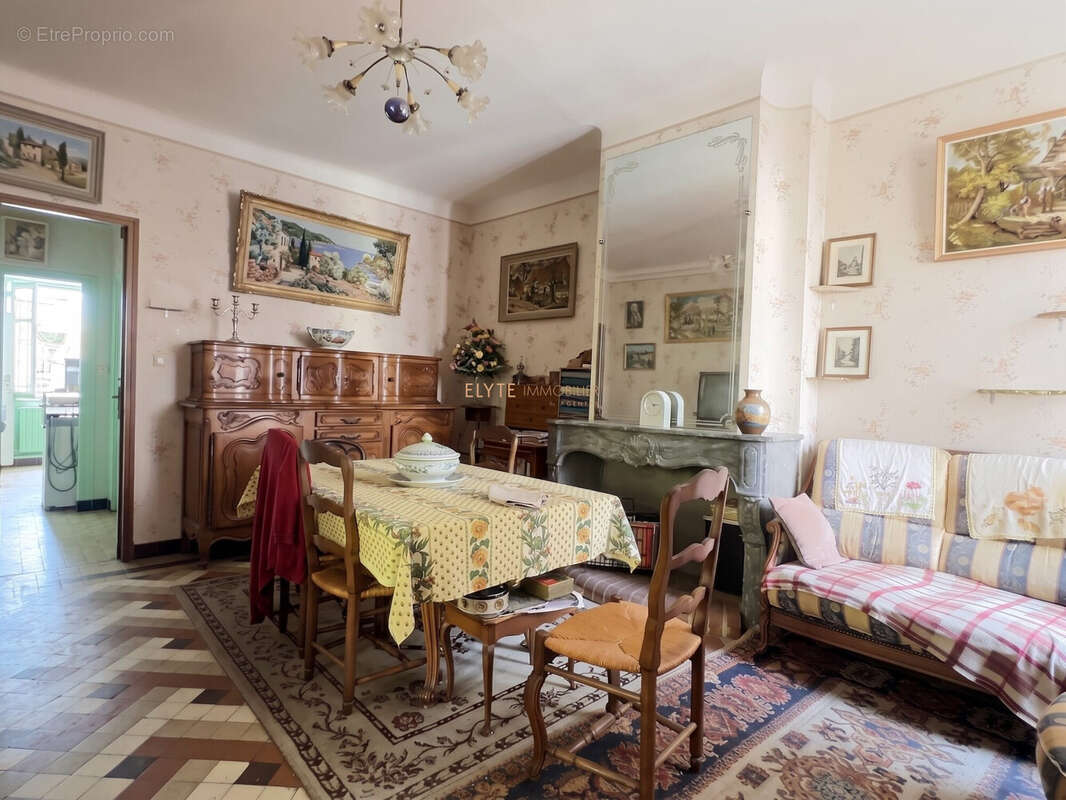 Appartement à AIX-EN-PROVENCE