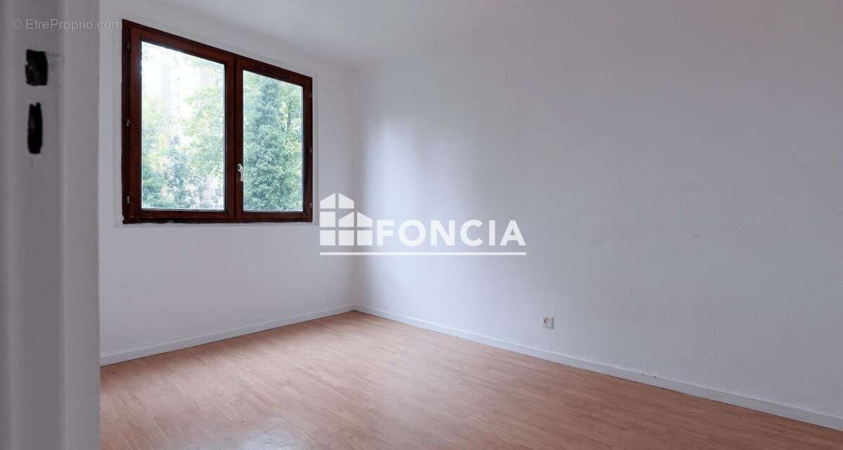 Appartement à ATHIS-MONS