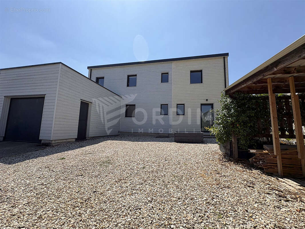 Maison Auxerre - photo 3