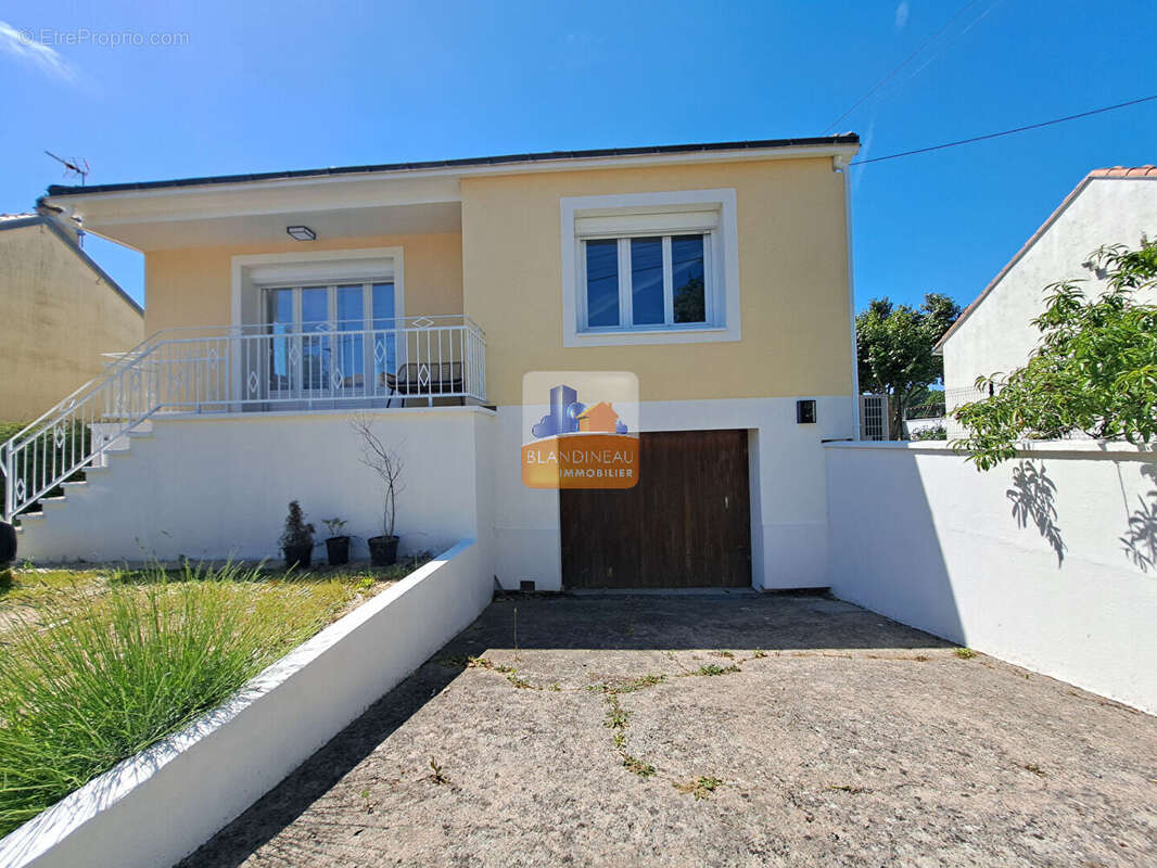 Maison à SAINT-JEAN-DE-BOISEAU