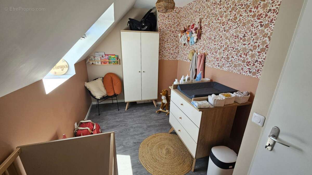 Maison à HOUDAN