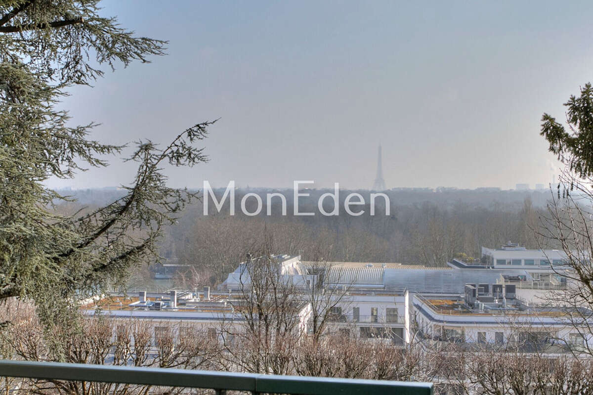 ST CLOUD Splendide Villa 12 pièce(s) 440 m2  (1058m² terrain) et Terrasse vue Tour Eiffel! - photo 5
