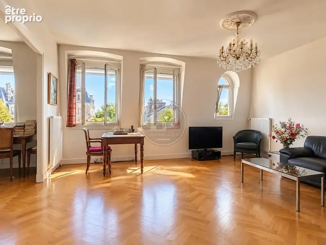 Hyper Centre - Appartement 90 m² - 2 chambres, possibilité 3 - Ascenseur - photo 3