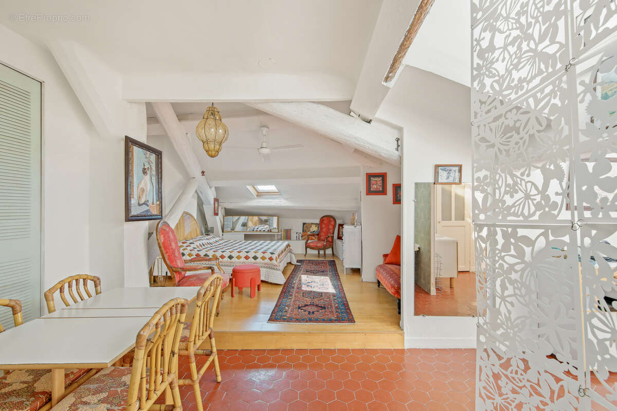 Appartement à HYERES