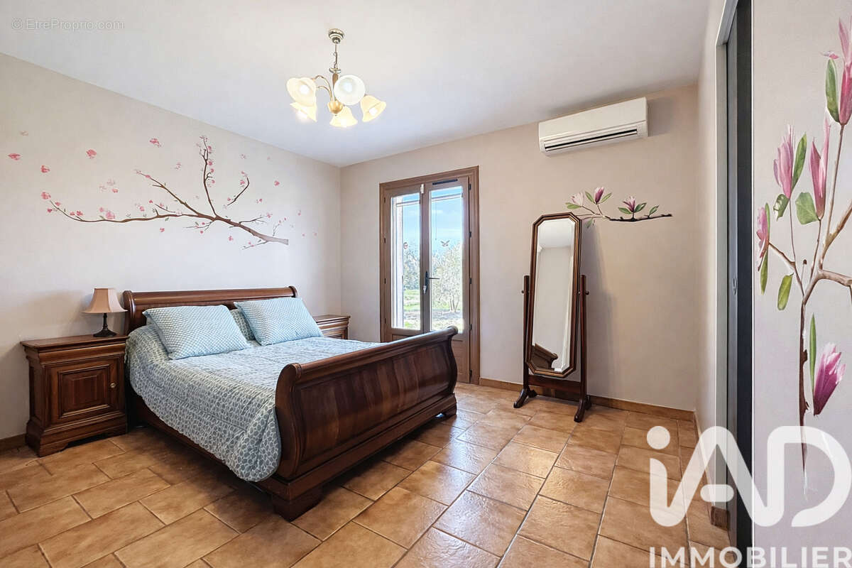 Photo 9 - Maison à SAINT-MARTIN-DE-CRAU