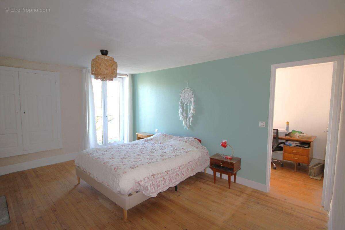 Maison à LA FOUILLADE