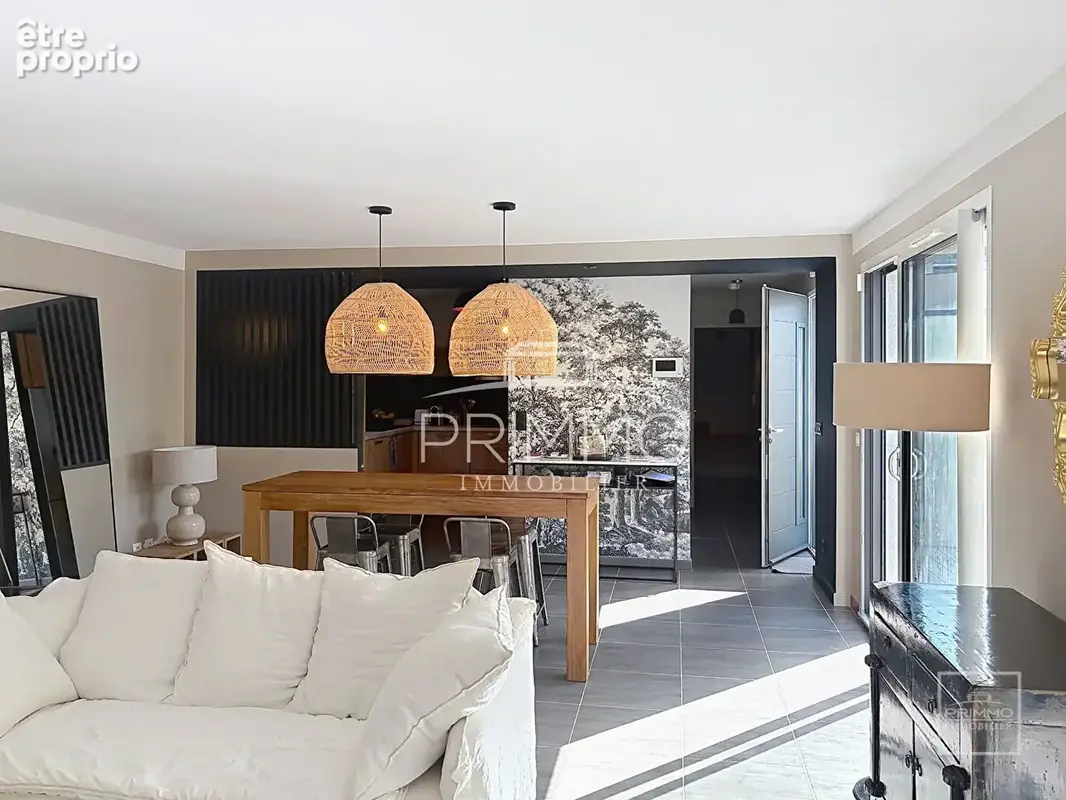 Centre village de Limonest, maison de 111m² habitables avec 4 chambres - photo 6