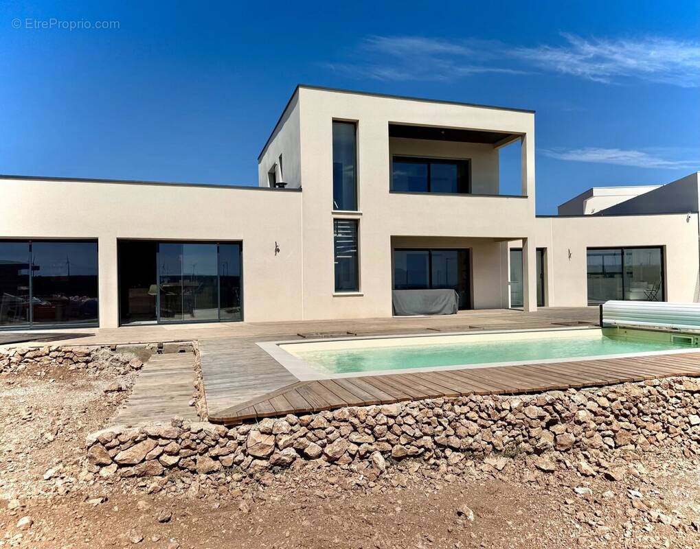 Maison à TREILLES