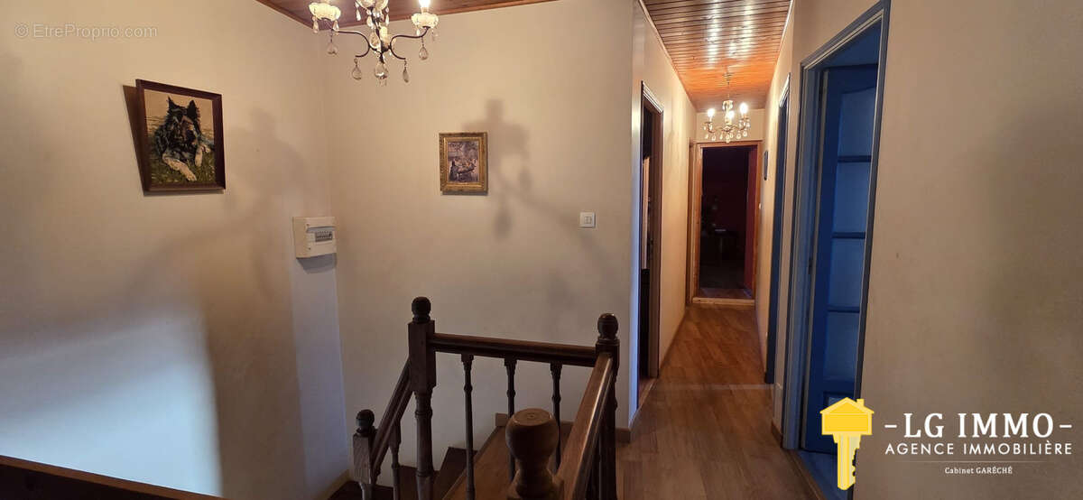 Maison charentaise 206 m2, 5 chambres, grandes dépendances, jardin - photo 18