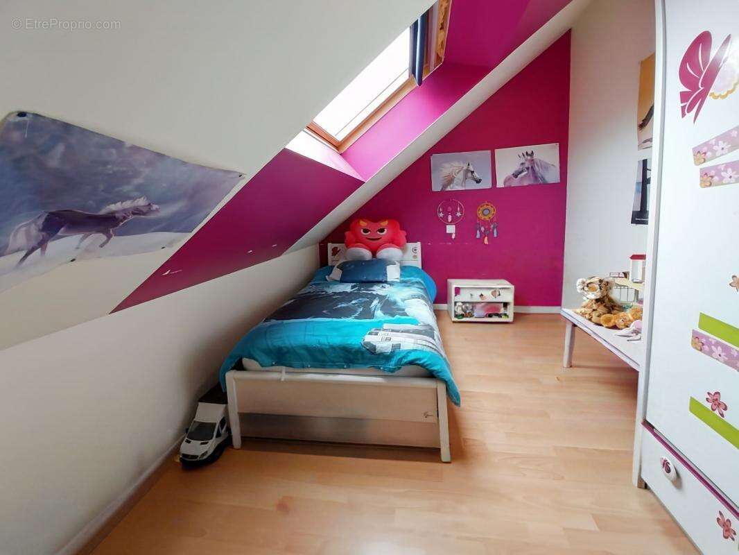 Maison à NOYAL-SUR-BRUTZ