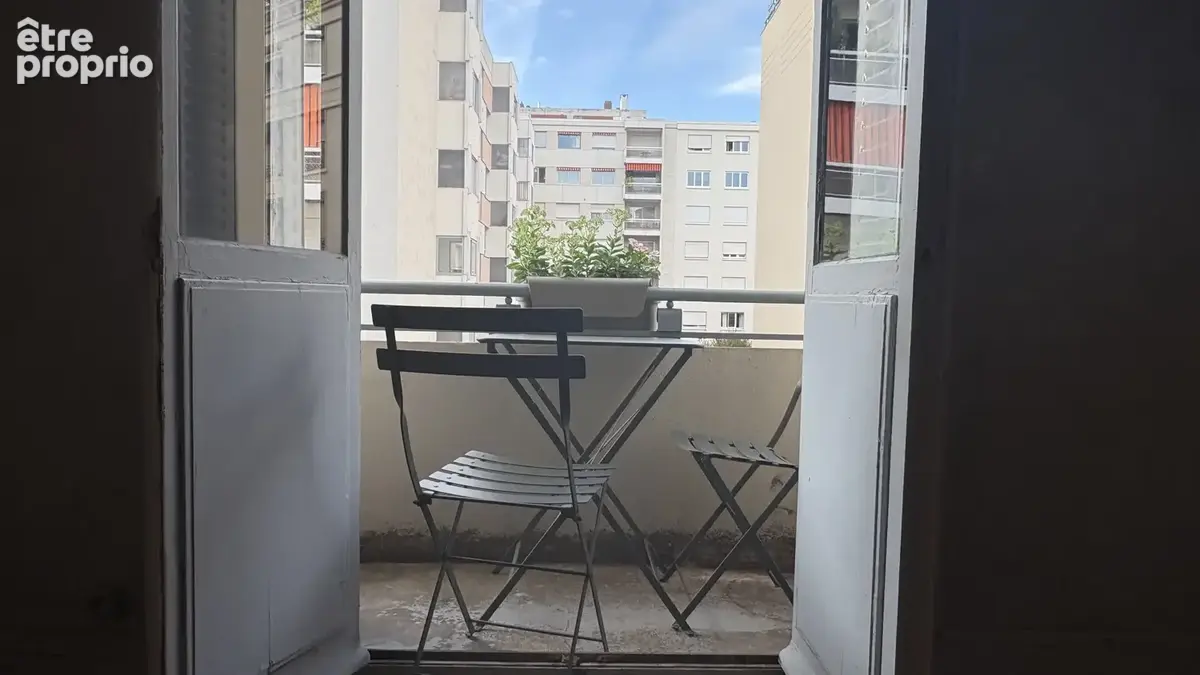 Appartement à LYON-6E