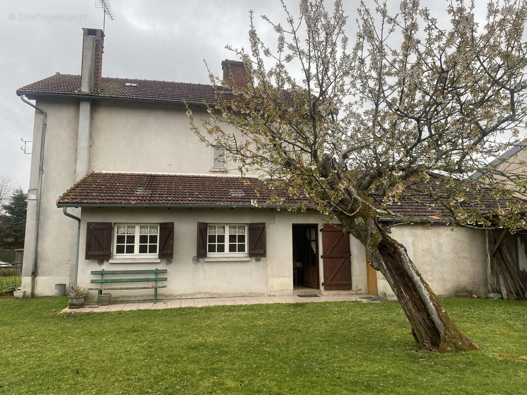 Maison à GAJOUBERT
