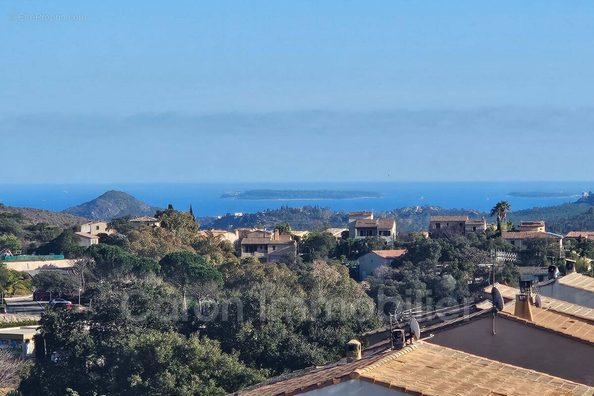 Maison à MANDELIEU-LA-NAPOULE