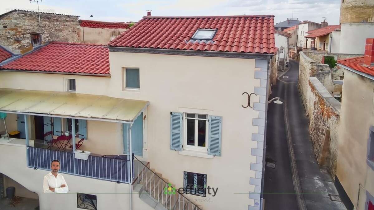 Maison 7 pièces 160 m² à vendre à La Sauvetat (63730) - photo 12