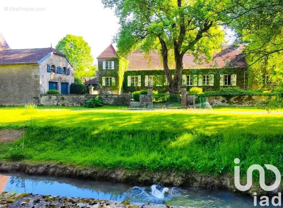 Photo 2 - Autre à FAVERNEY