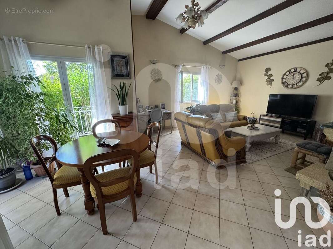 Photo 5 - Maison à SAINT-MARTIN-DE-VALGALGUES