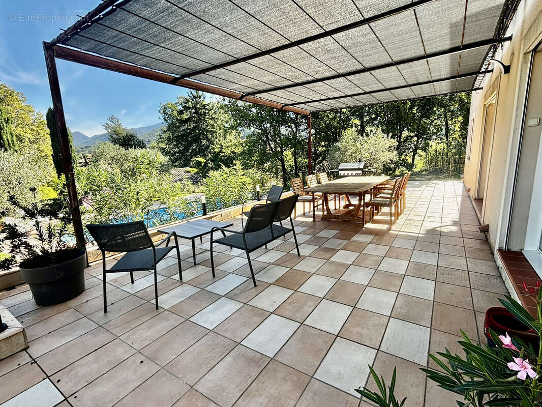 Maison à MALAUCENE