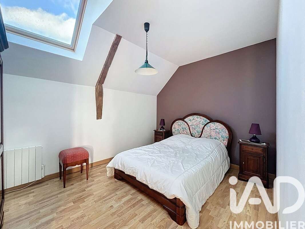 Maison 108 m² à Saint-Denoual  - photo 7