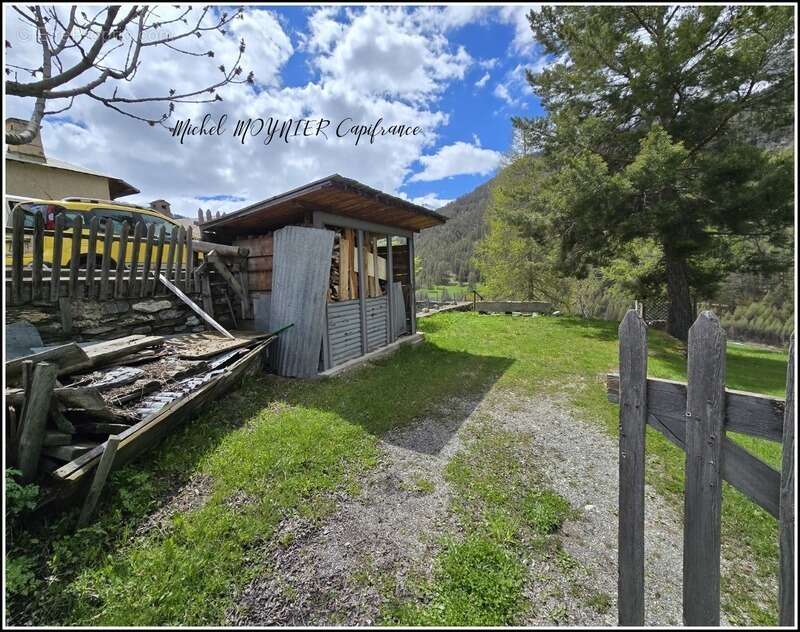 Terrain à bâtir à Molines-en-Queyras (05) – 1 186 m² avec vue dominante - photo 5