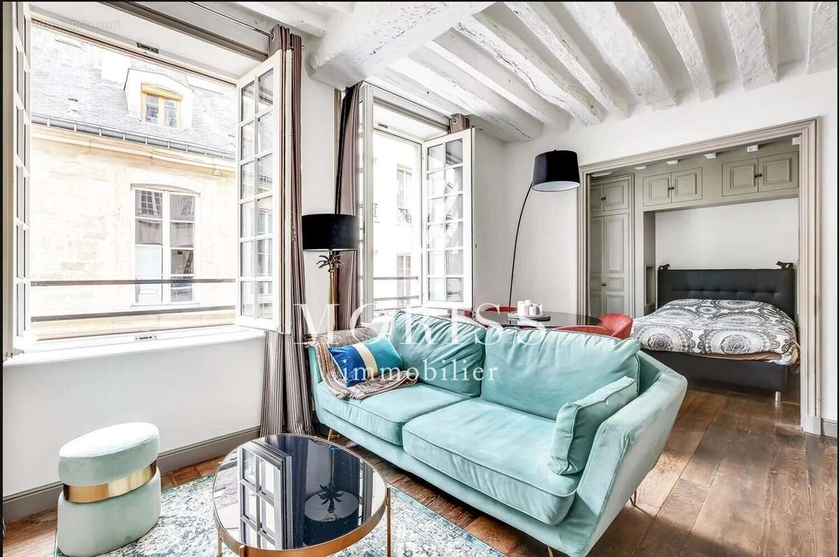 Appartement à PARIS-4E