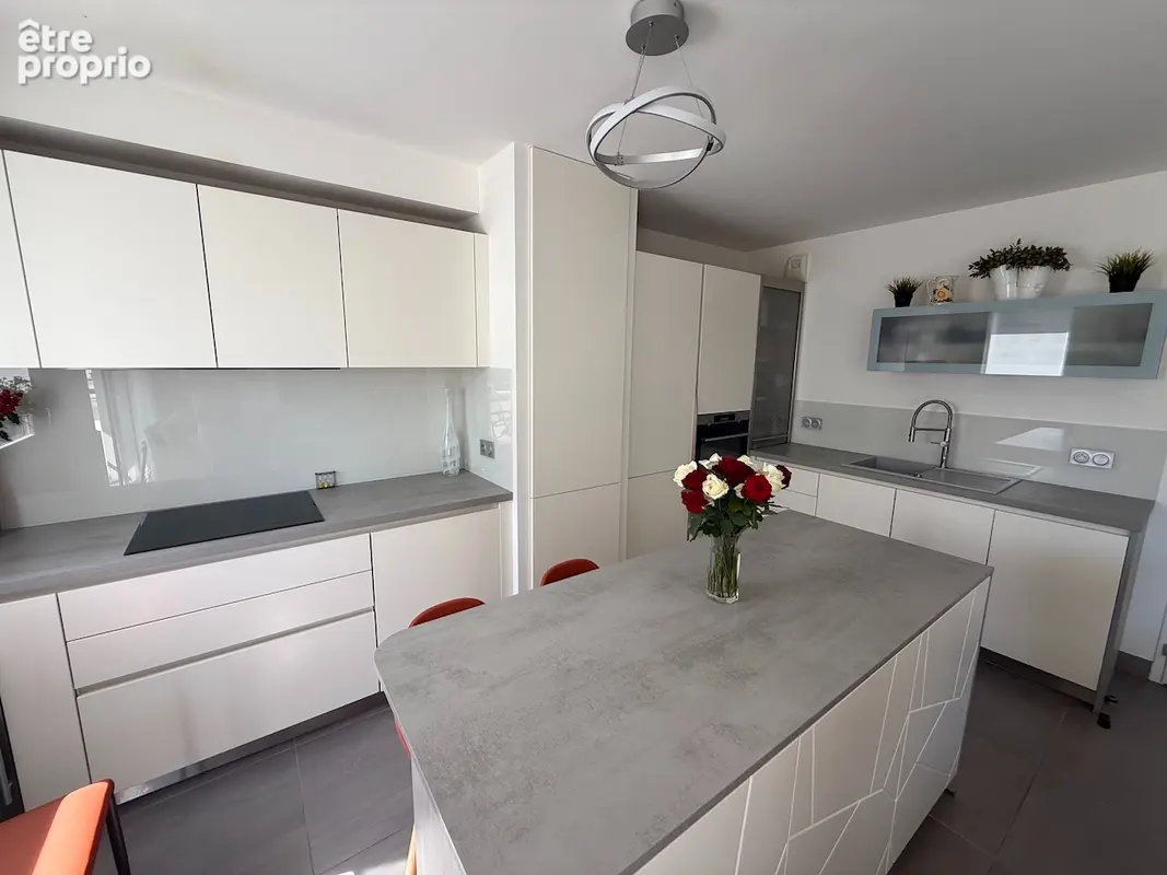 Le Pouliguen centre - Appartement T3 duplex en parfait état. - photo 5