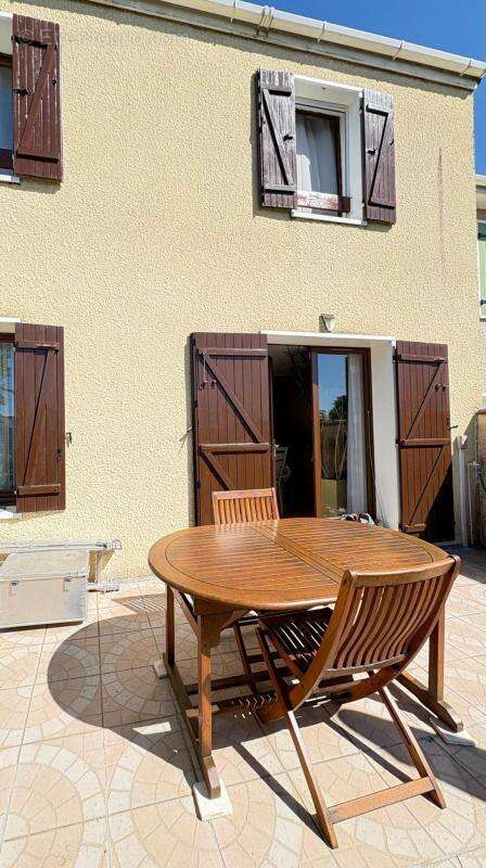 Maison 76 m² à Cregy-Les-Meaux  - photo 9