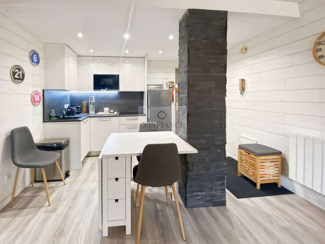 Appartement à SAINT-ETIENNE-DE-TINEE