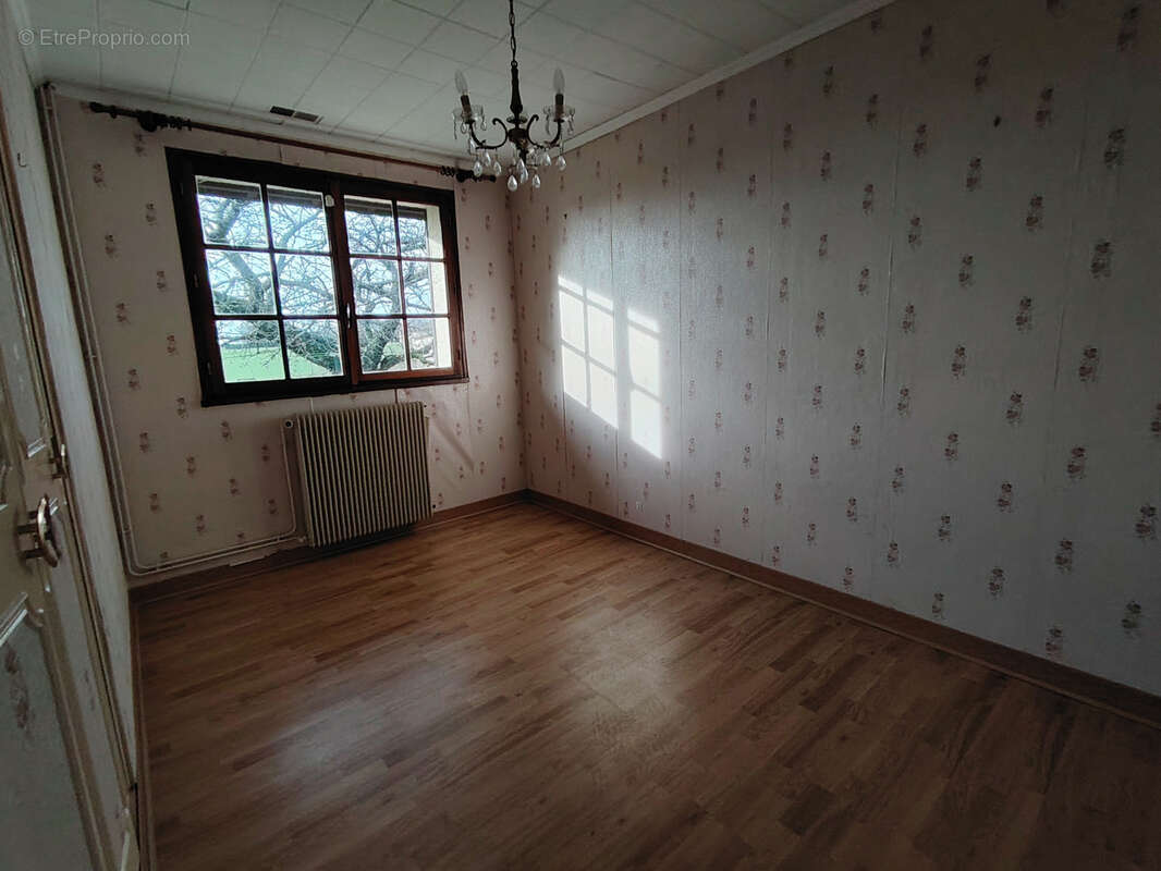 Maison à SAINT-VALERIEN