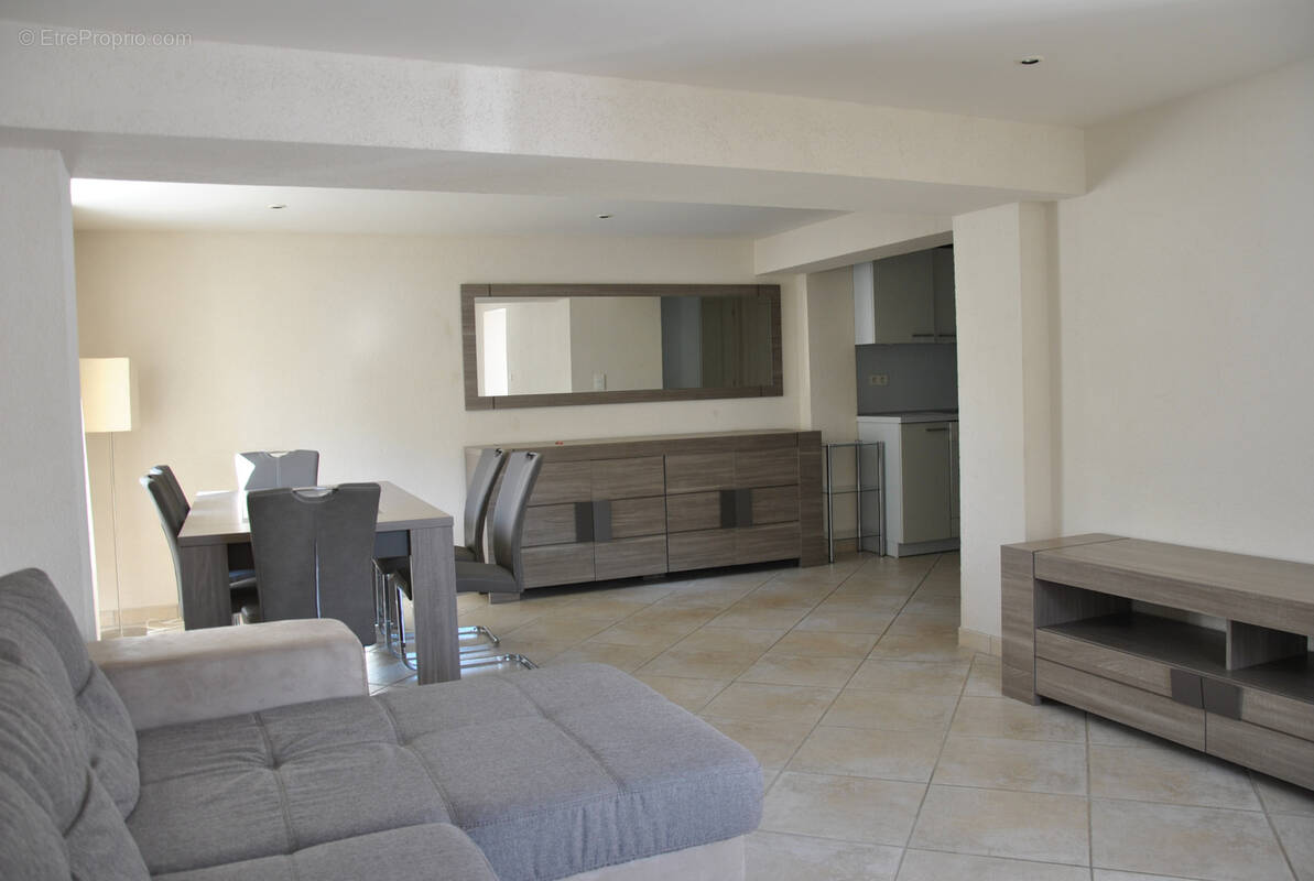 Appartement à DIVONNE-LES-BAINS