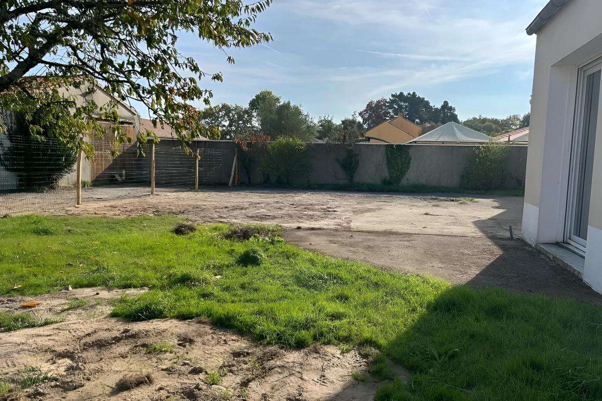 Maison à LA HAIE-FOUASSIERE