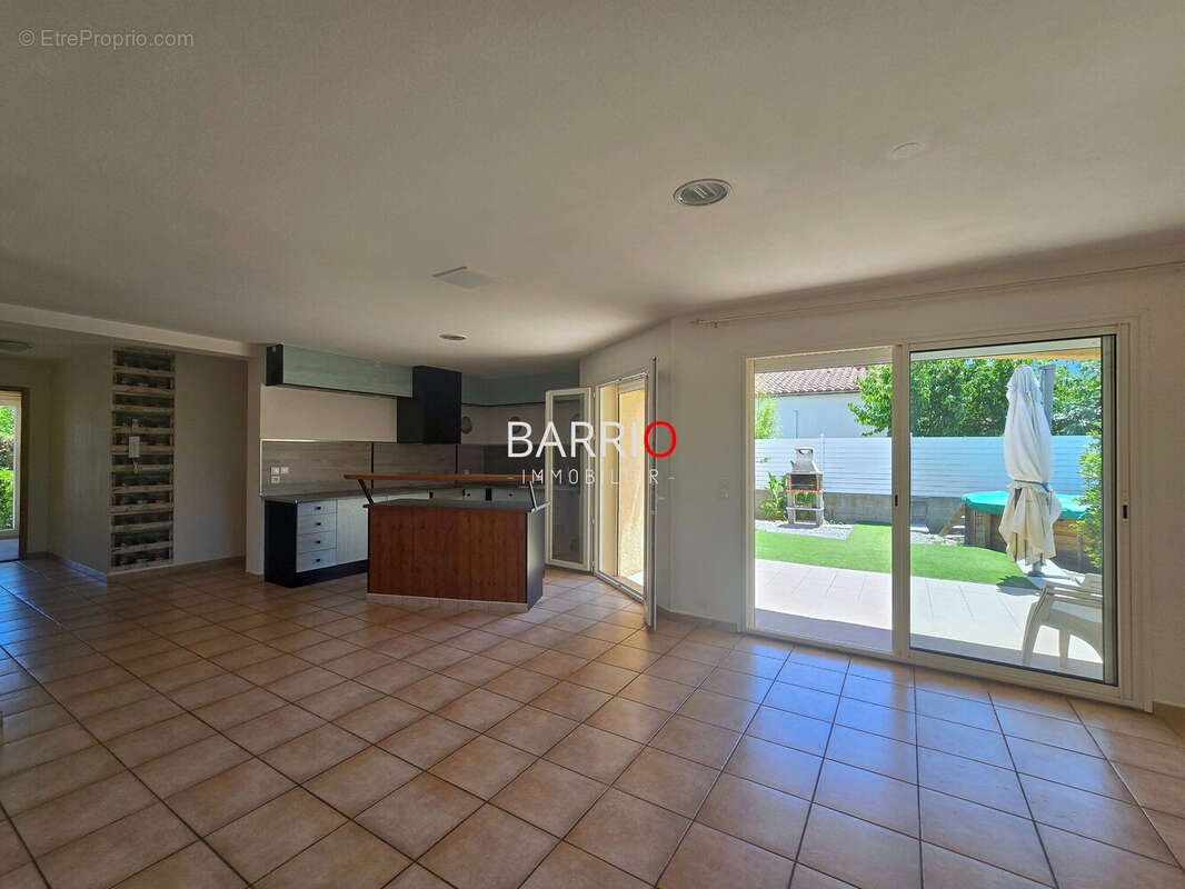 Maison à SAINT-GENIS-DES-FONTAINES