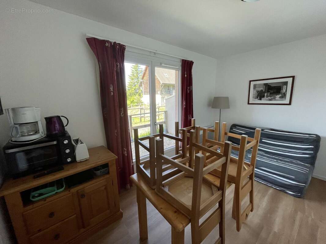 Appartement à BESSE-ET-SAINT-ANASTAISE